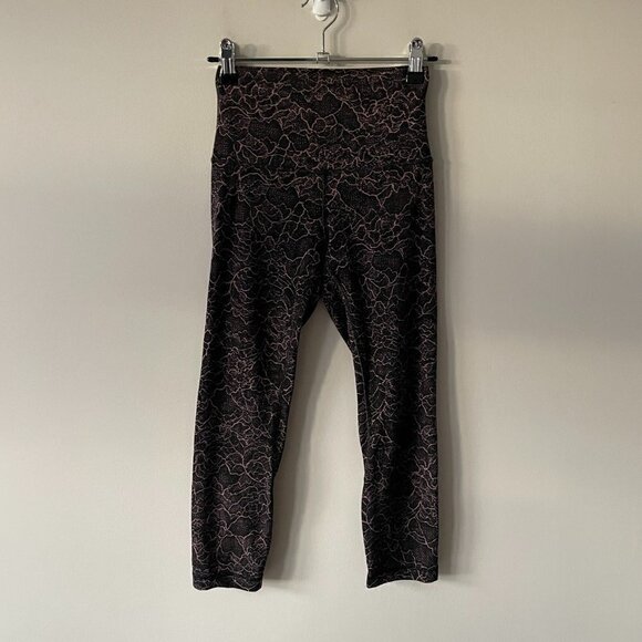 Lululemon Align Crop *21" Yoga High Rise Pull On Lacescape Spanish Rose Black 2 - Picture 2 of 7